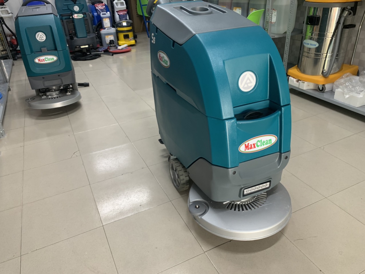 z2598509322508_79ed30b724f335c619d0765fb2cf3cdb