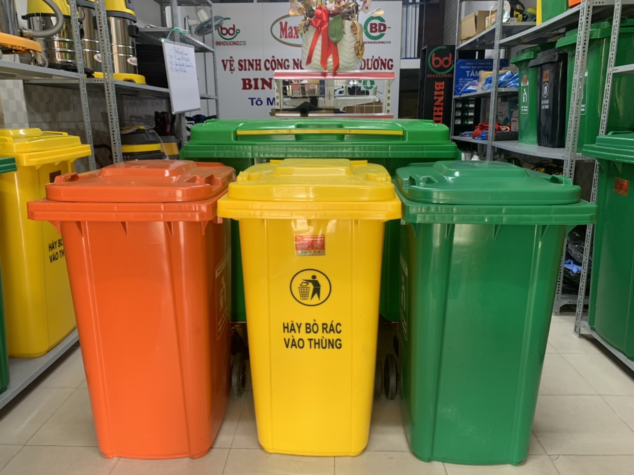 thung-rac-nhua-240-lit thùng rác nhựa 240 lít